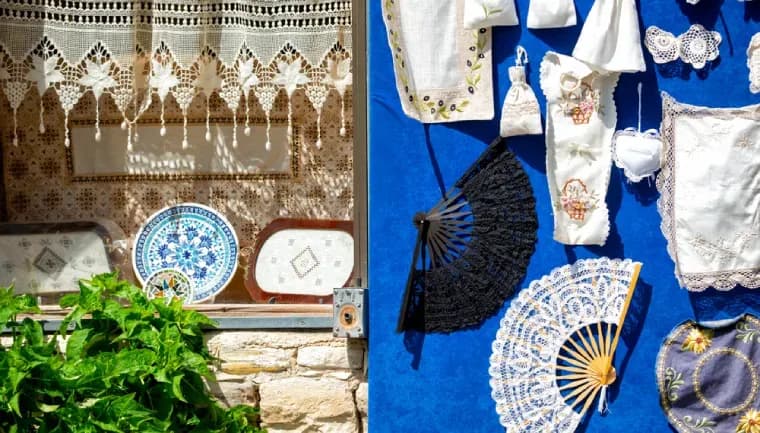 Najciekawsze pamiątki z Cypru, które musisz przywieźć do domu