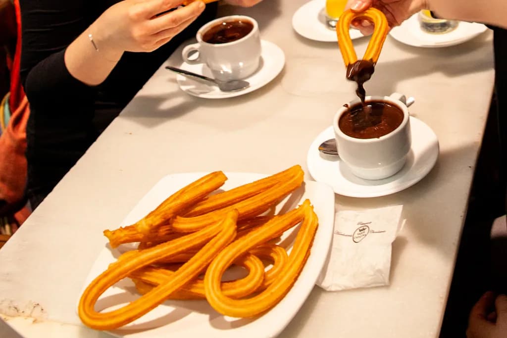 Walencja od kuchni: 10 wyjątkowych smaków, które musisz poznać