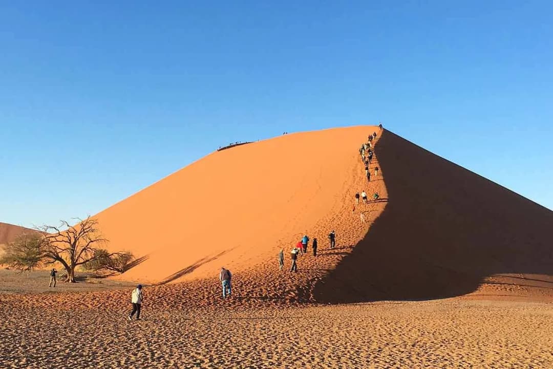 Najlepszy czas na podróż do Namibii: uniknij tłumów i złej pogody