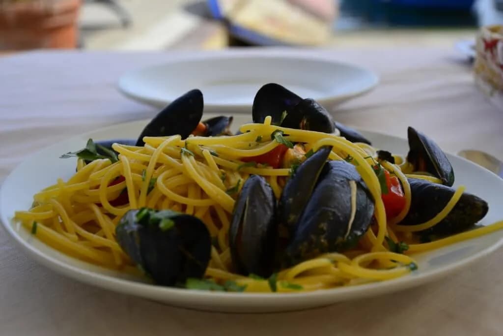 Najlepsze dania w Neapolu. Prawdziwy smak włoskiej tradycji kulinarnej