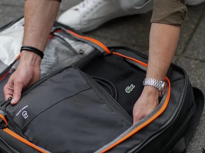 Plecak otwierany jak walizka 30l - idealne rozwiązanie dla podróżników