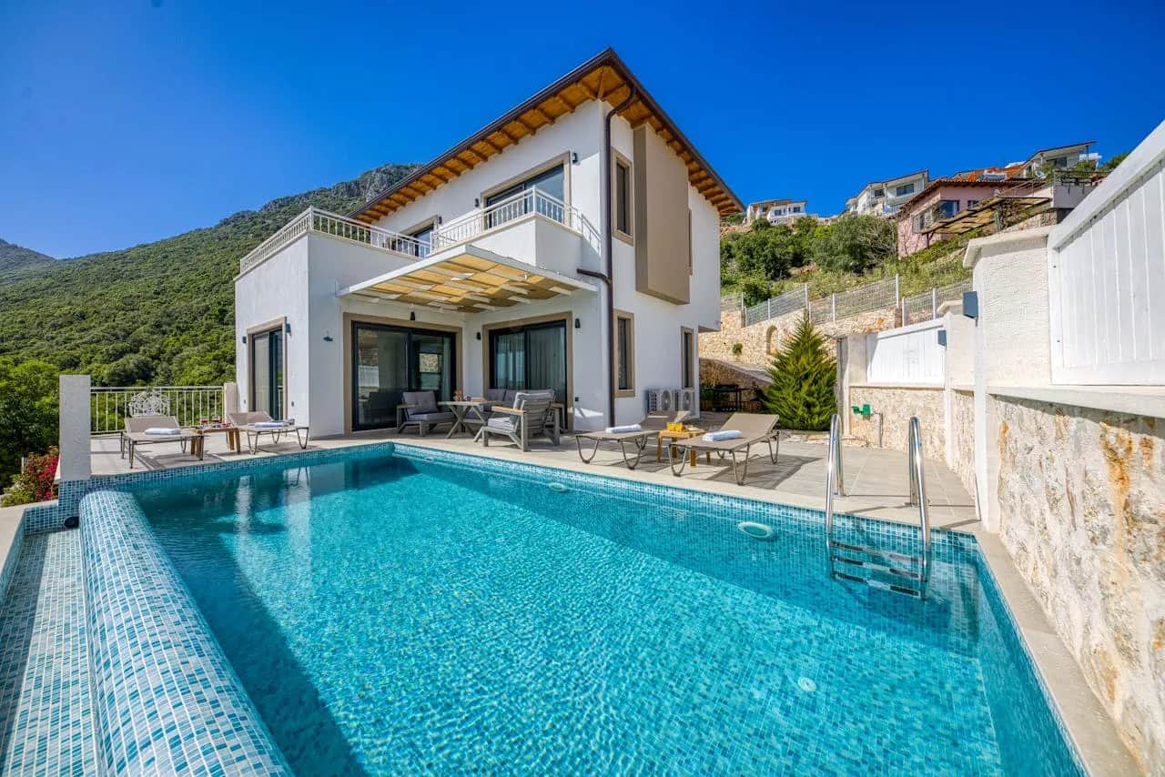 Czy warto kupić nieruchomość w Maladze bez rezydencji?