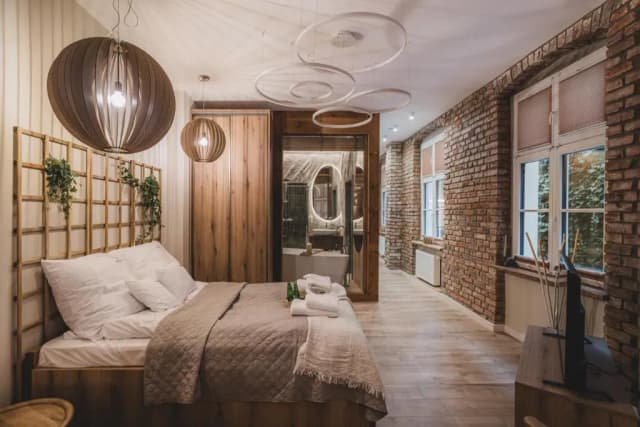 Noclegi ze śniadaniem i najlepsze opcje zakwaterowania w Toruniu