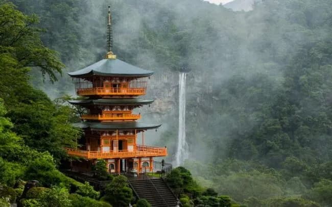 Kiedy najlepiej jechać do Japonii? Uniknij tłumów i złej pogody w idealnym terminie