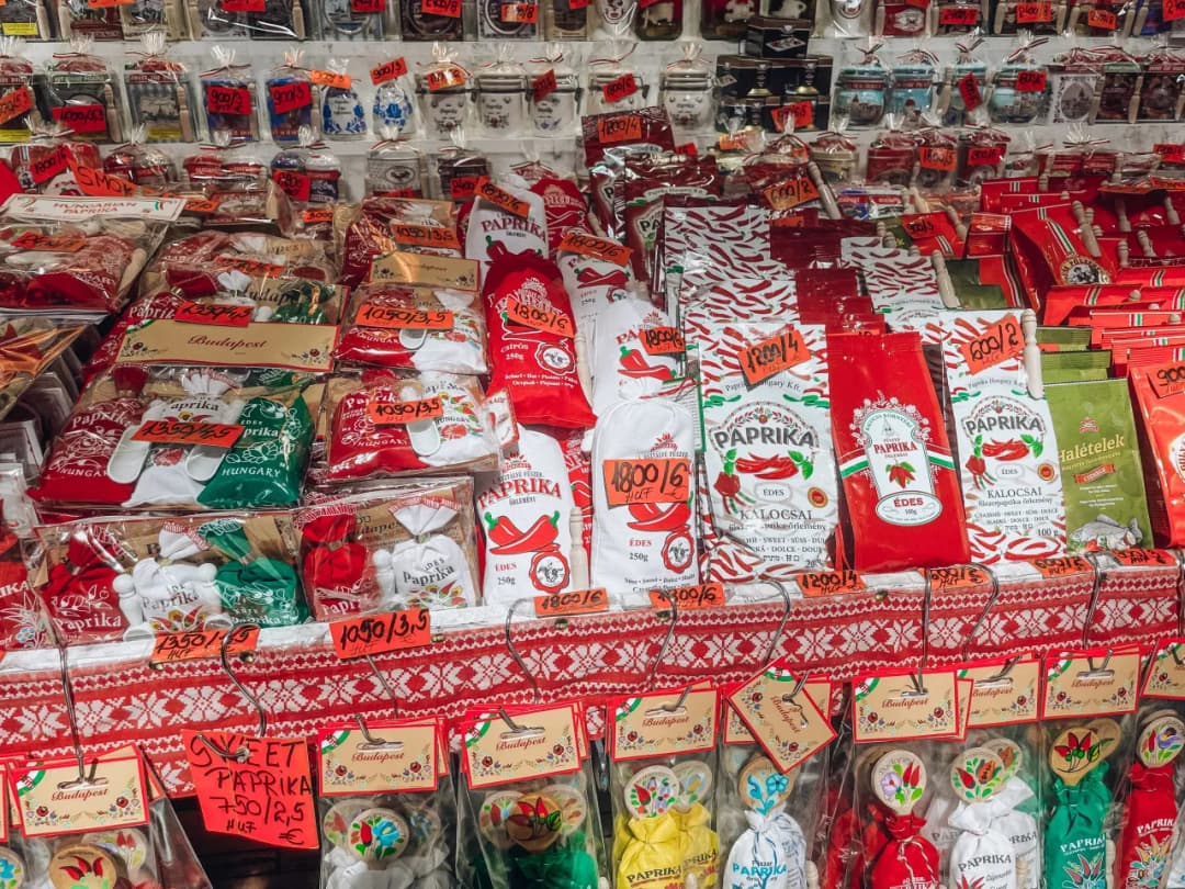 Ile kosztują pamiątki w Budapeszcie? Zaskakujące ceny i porady zakupowe